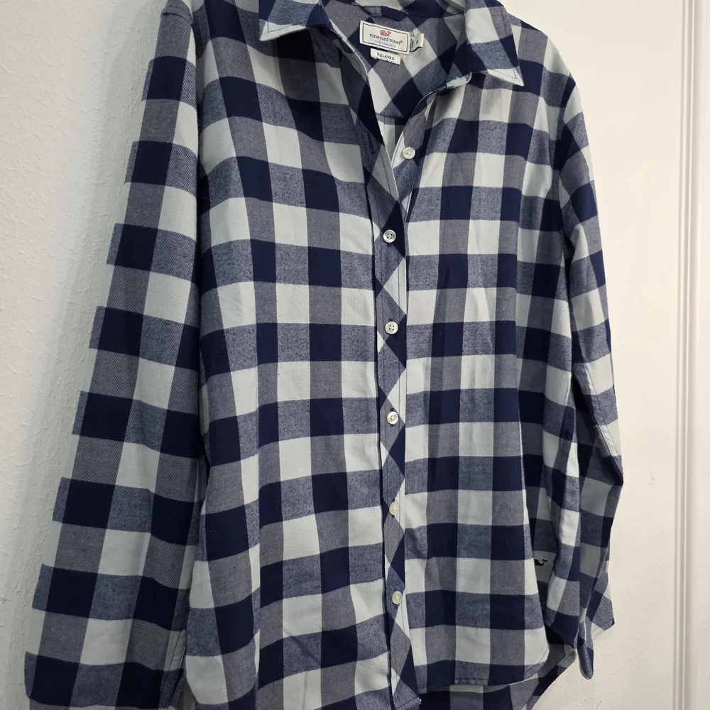 Vineyard Vines Navy and White Plaid Shirt - Picture 2 of 14